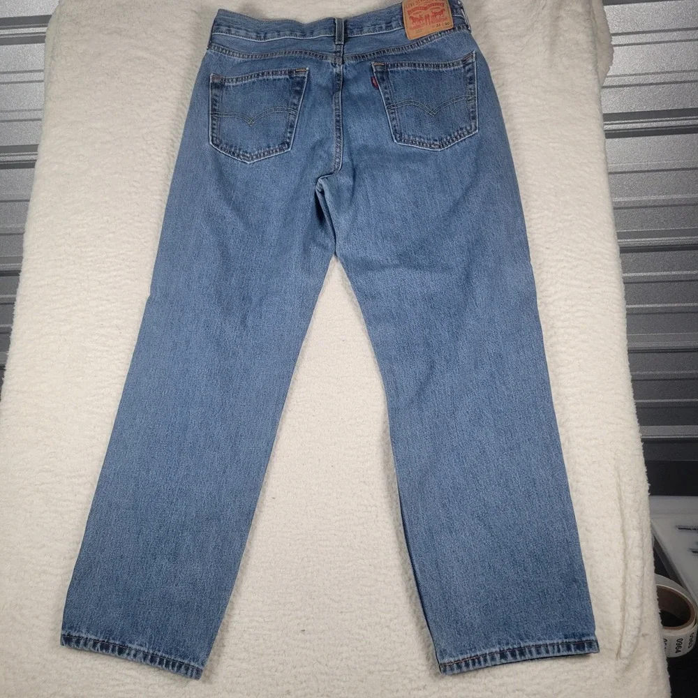 Levis levi 550